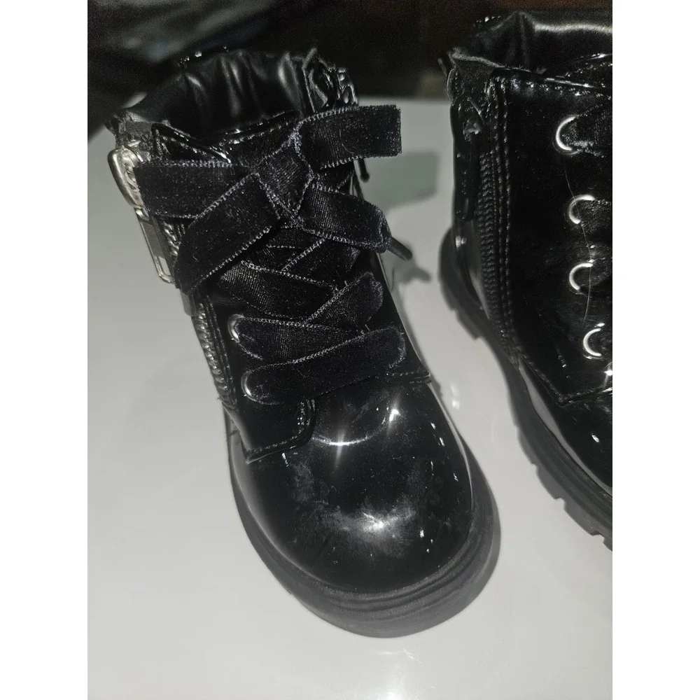 Wonder Nation Size 4 Little Girls  Ankle Boots  NWOT